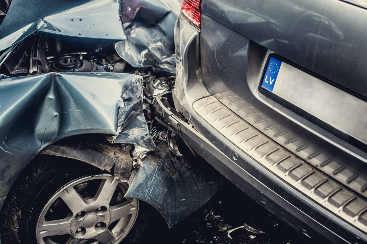 5 Tips for Navigating Back Injuries Caused by a Car Accident- raymon law group New Mexico